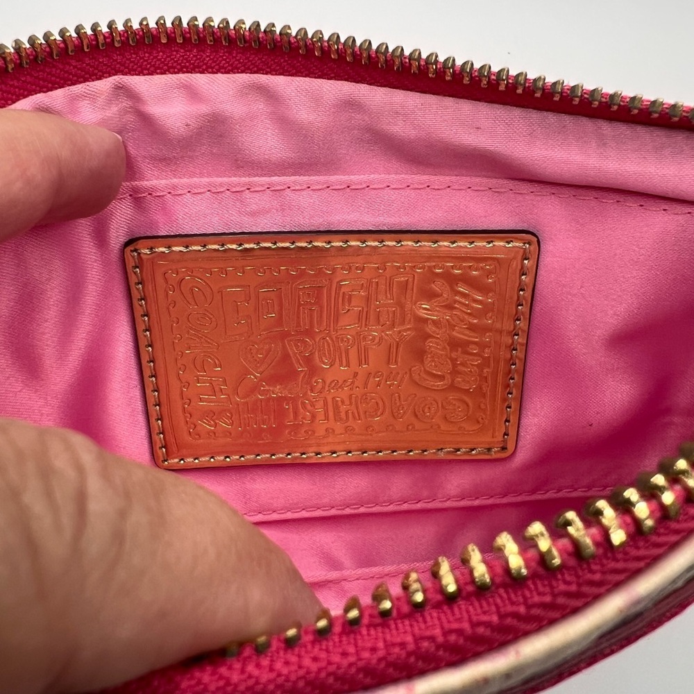 Coach Pink & Red Poppy Graffiti Wristlet - Picture 3 of 3